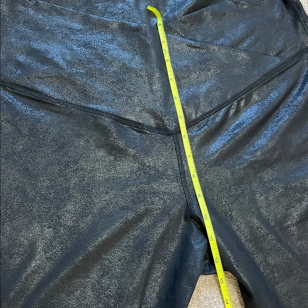 OFFLINE By Aerie Crossover Crackle Black Leggings XXL - Picture 7 of 9